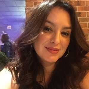 Meet your Posher, Lola